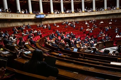 Трумп потписује извршног налога који завршава обновљиве субвенције, пребацива...